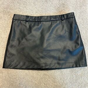 Zara black faux leather mini skirt vegan pleather biker moto Sz M NWOT